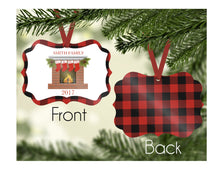 Load image into Gallery viewer, Fire Place Family Ornament